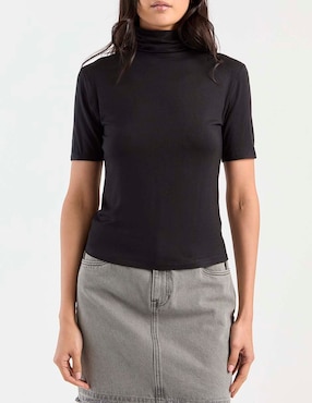 Playera manga corta Non Stop cuello tortuga para mujer