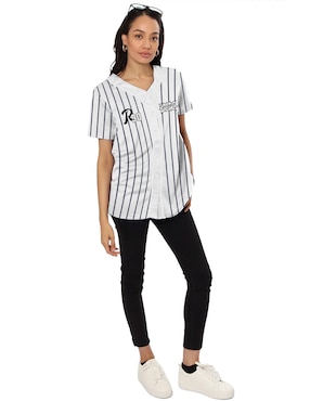 Playera manga corta Paramount cuello V para mujer