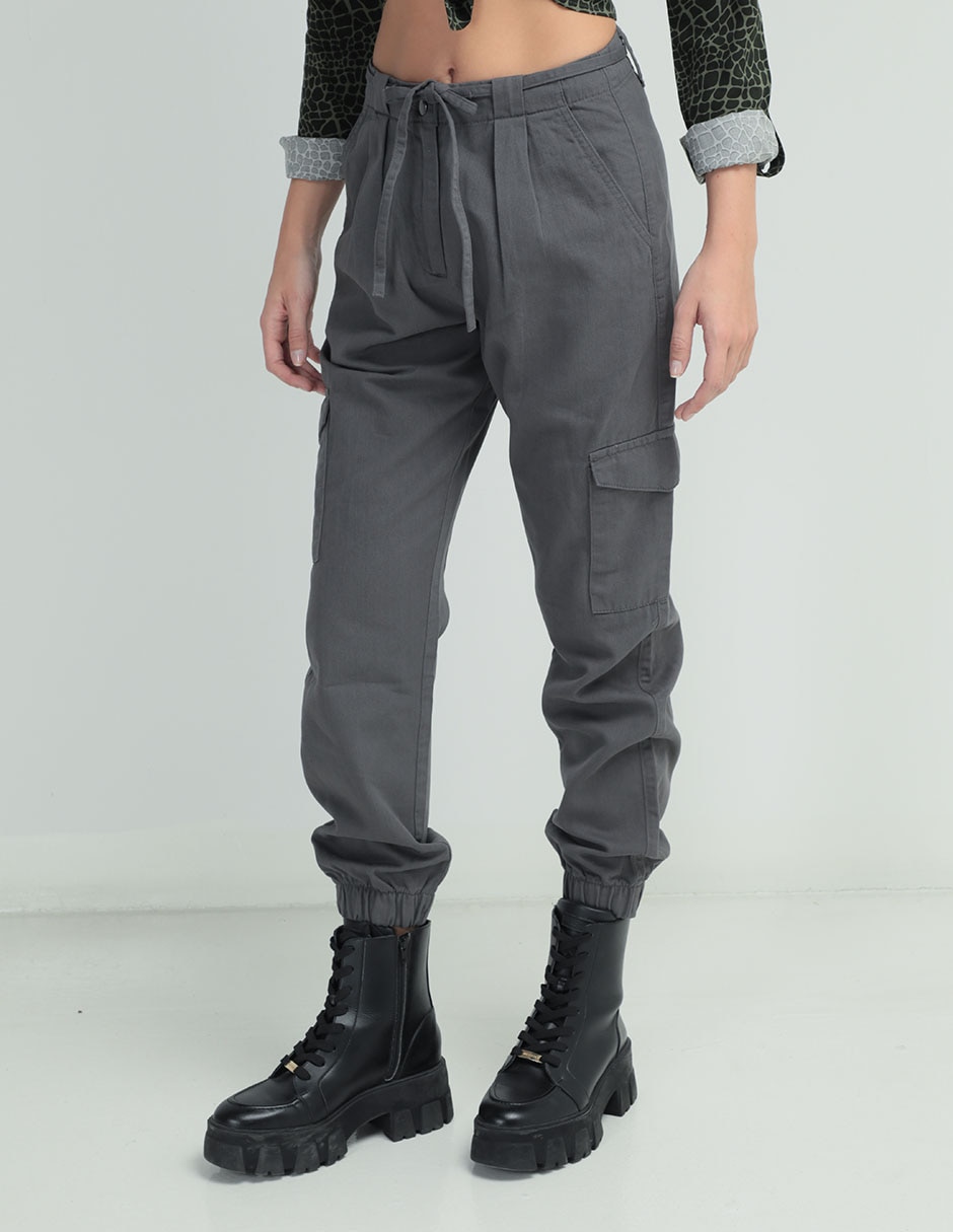 Gris obscuro 3