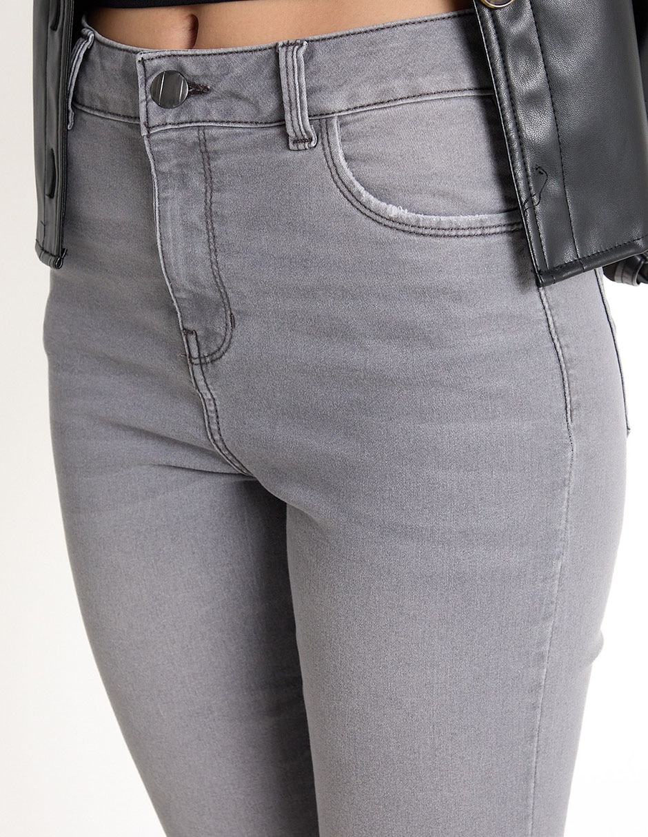 Jeans skinny para mujer 4