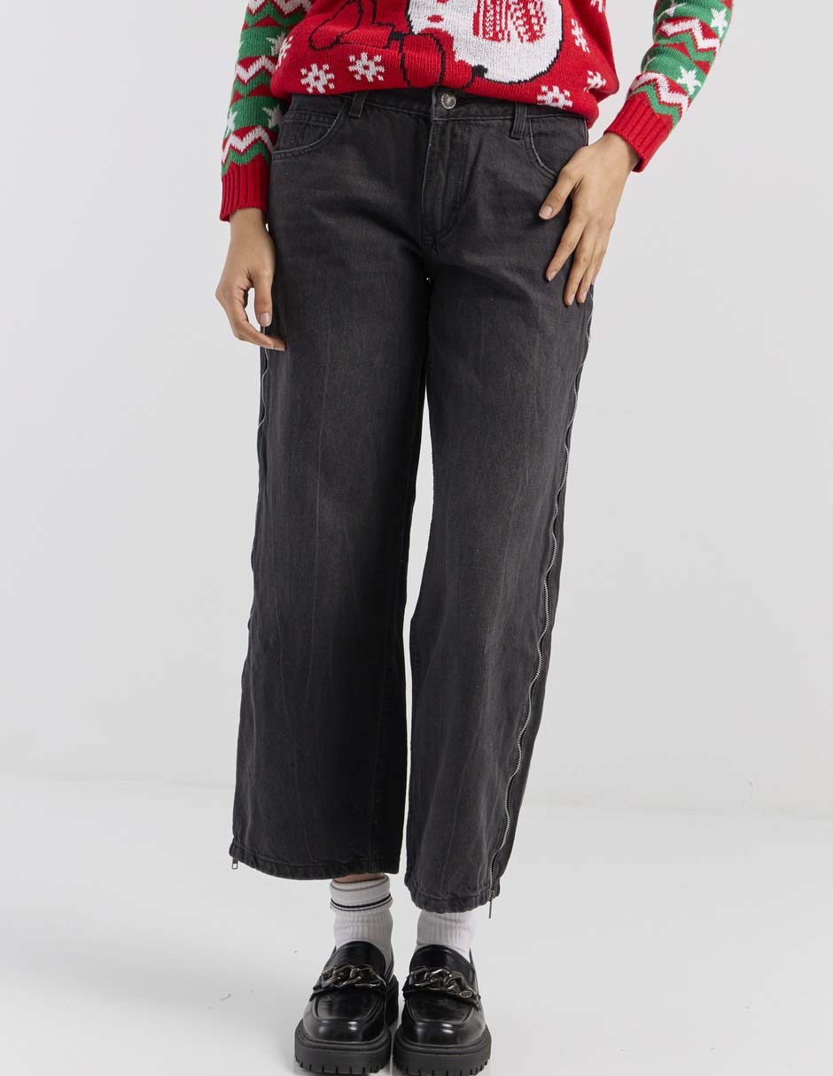 Jeans capri amplio para mujer Jeans capri amplio para mujer