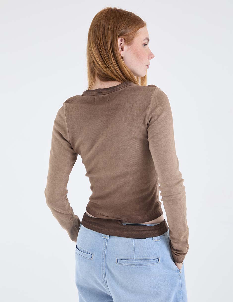 Playera manga larga cuello redondo para mujer 2