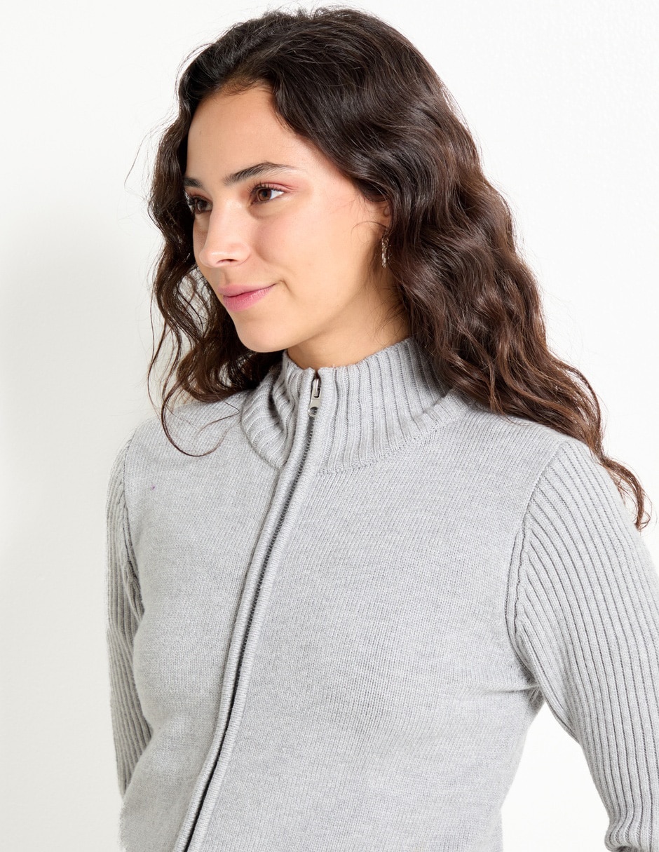 Suéter cuello alto para mujer 4