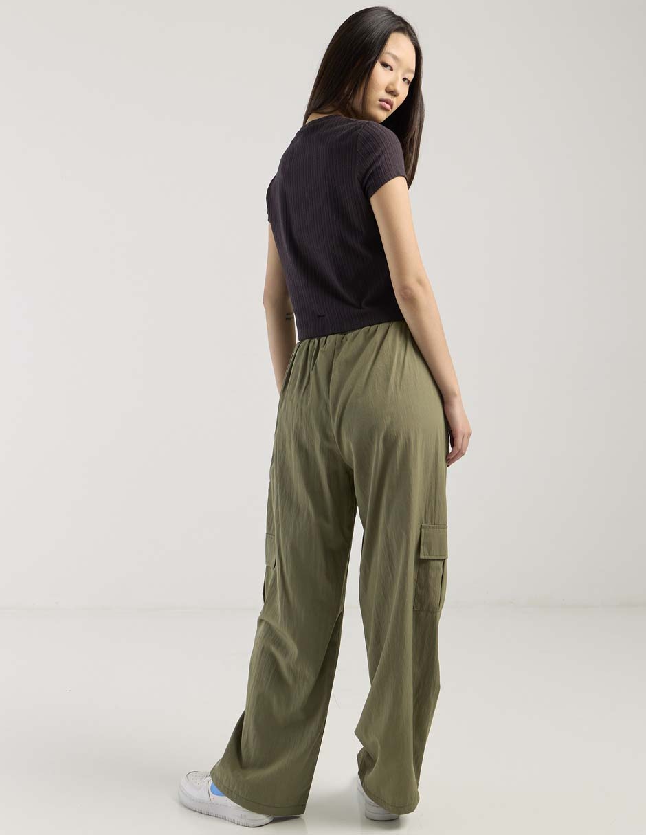 Pantalón jogger amplio para mujer 2
