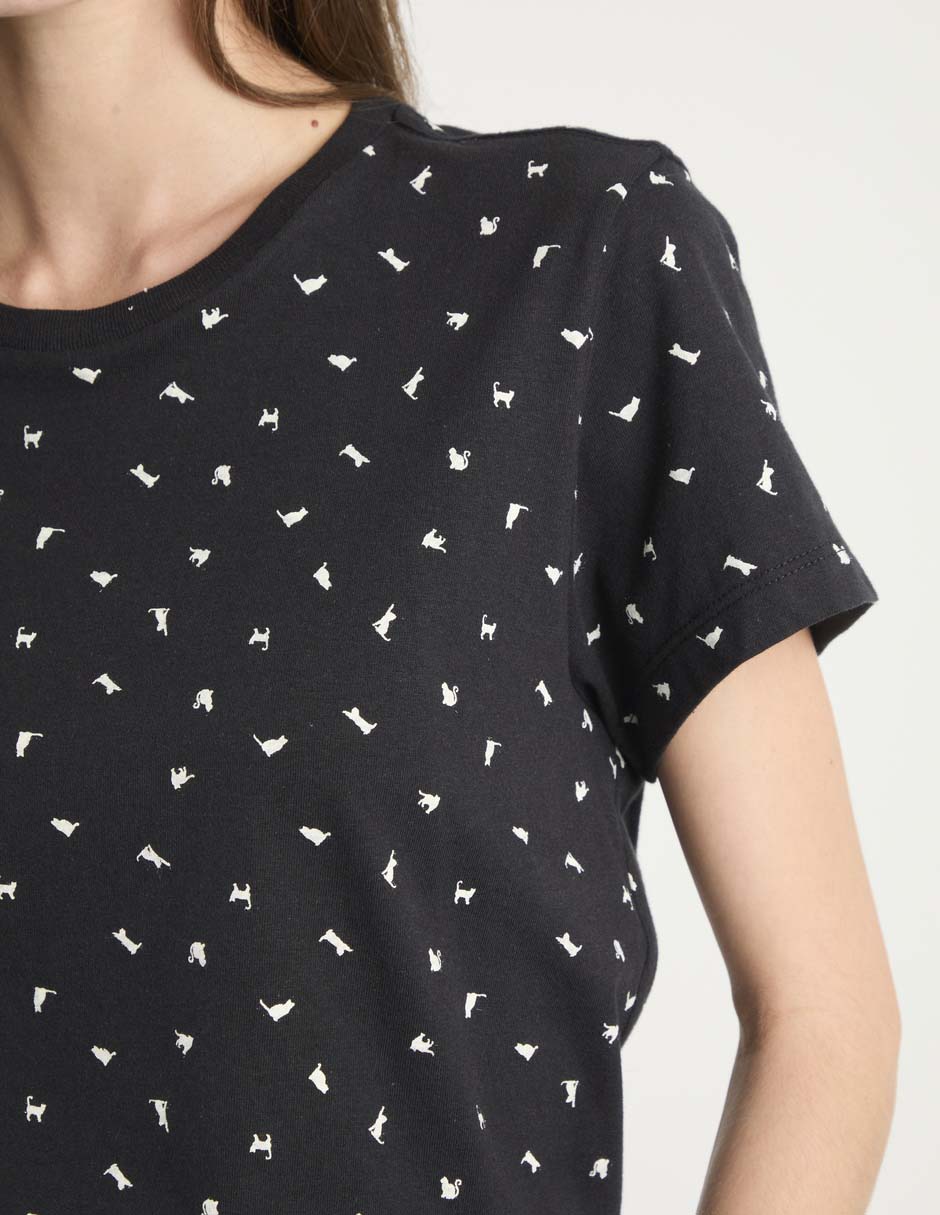 Playera manga corta cuello redondo para mujer 4