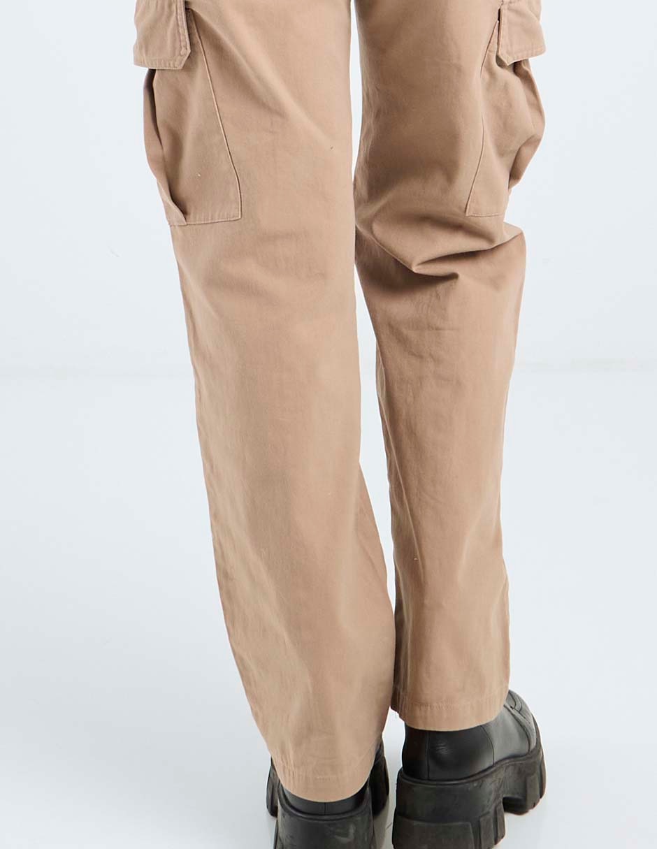 Pantalón cargo straight para mujer 5
