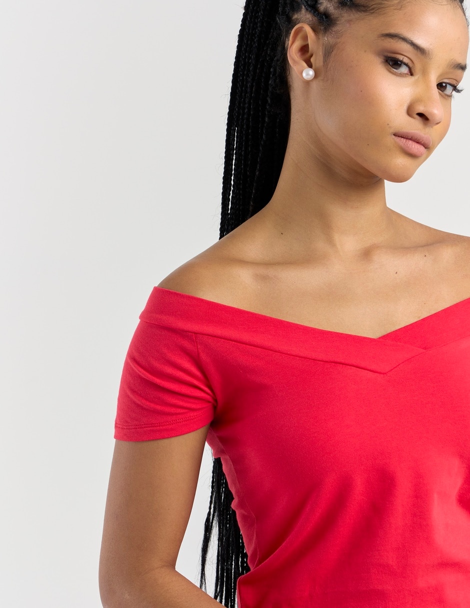 Playera manga corta cuello V para mujer 4