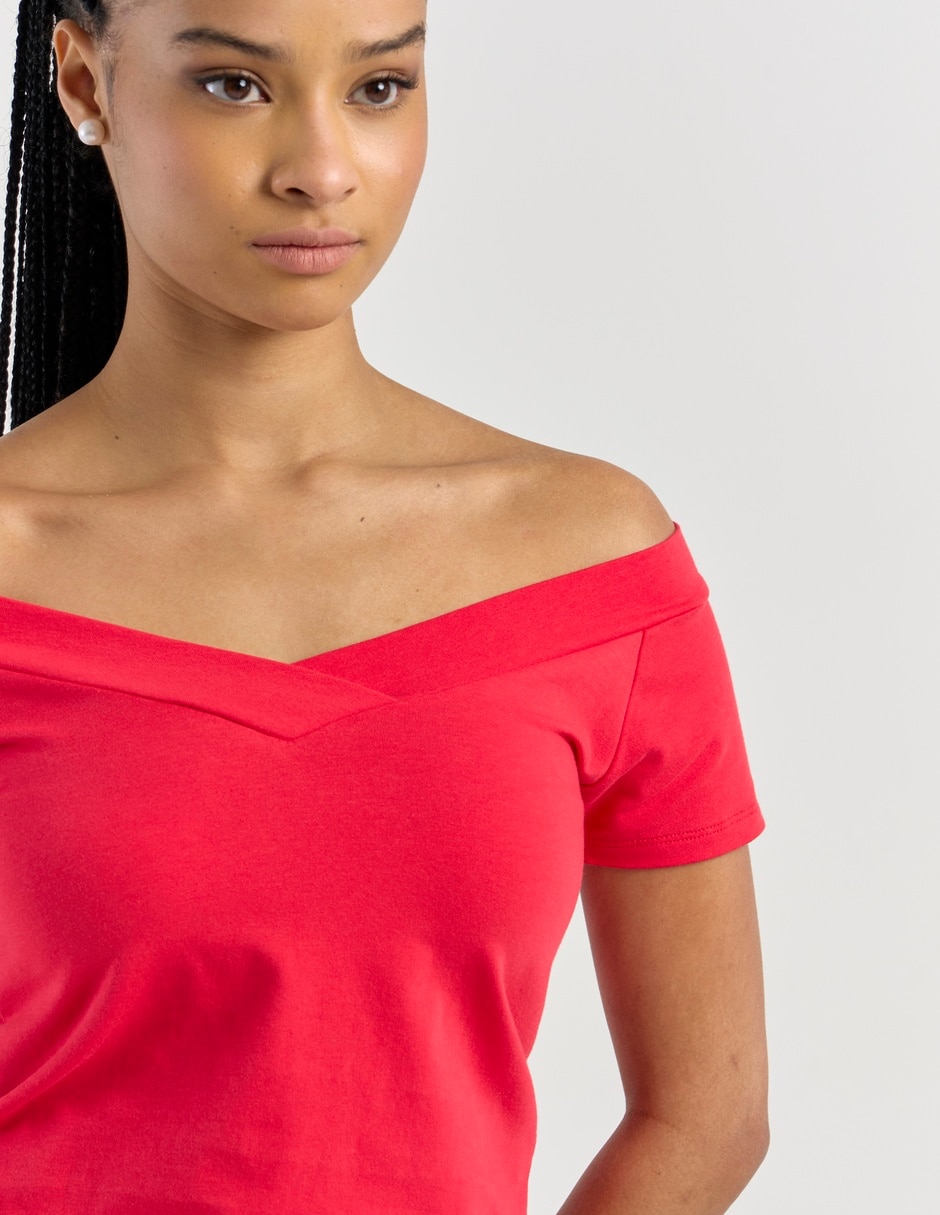 Playera manga corta cuello V para mujer 5