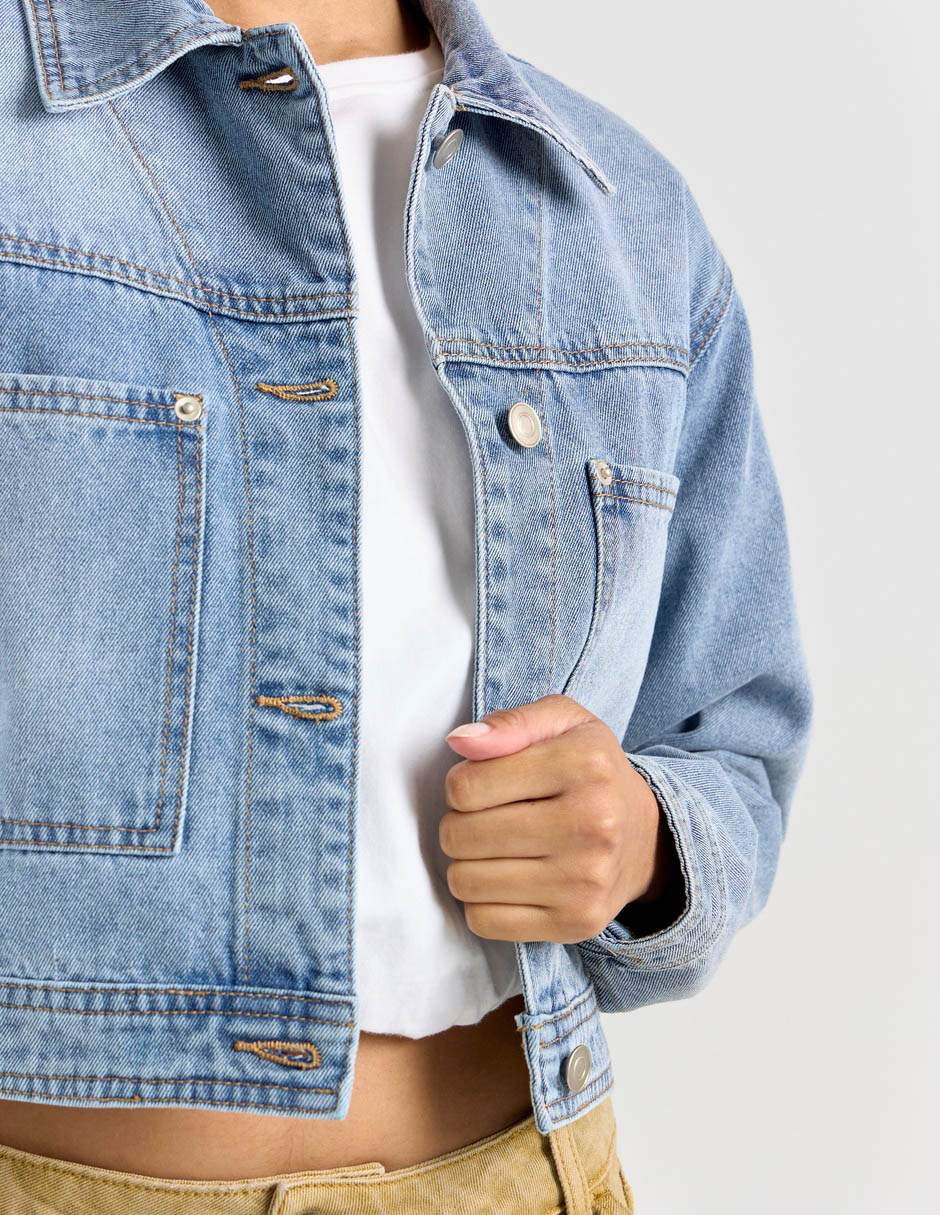 Chamarra denim de mezclilla para mujer 4
