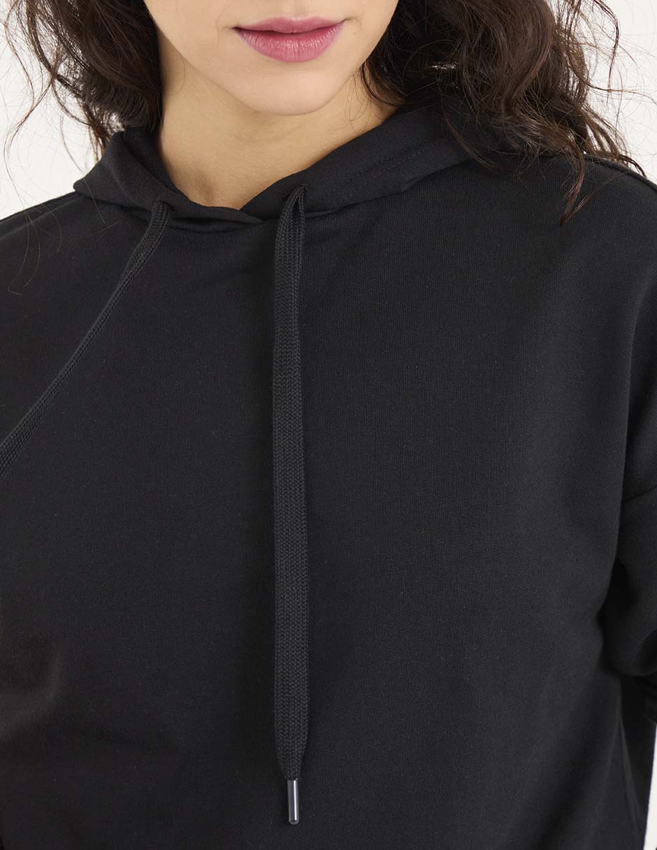 Sudadera con capucha y bolsa para mujer 4